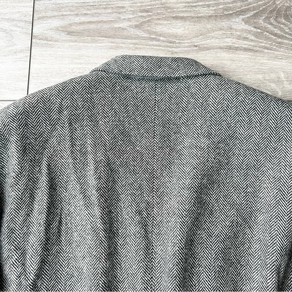 Land’s End Pure Wool Herringbone Tweed Blazer - Picture 14 of 16